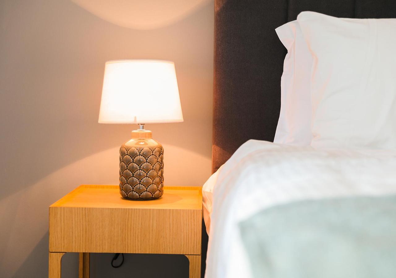 Nasma Luxury Stays - Fancy Apartment With Balcony Near Burj Khalifa ドバイ エクステリア 写真