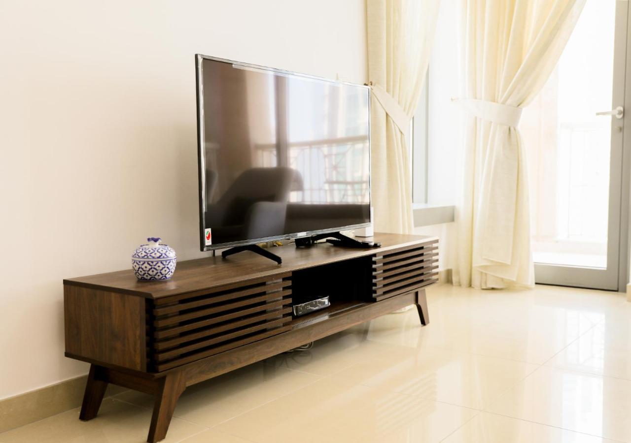 Nasma Luxury Stays - Fancy Apartment With Balcony Near Burj Khalifa ドバイ エクステリア 写真